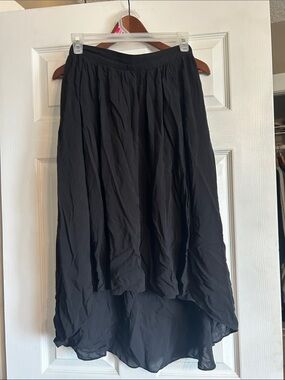Talula Black High-Low Flow Skirt
